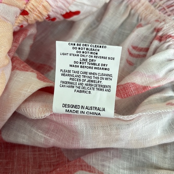 ELLIATT Bubble Sleeve Crop Blouse - Picture 5 of 5